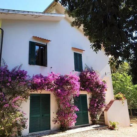 Casa I Forni A - Goelba Apartament *